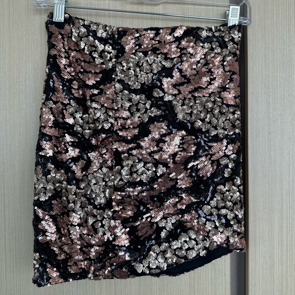 Wyldr sequin mini pencil skirt size xs